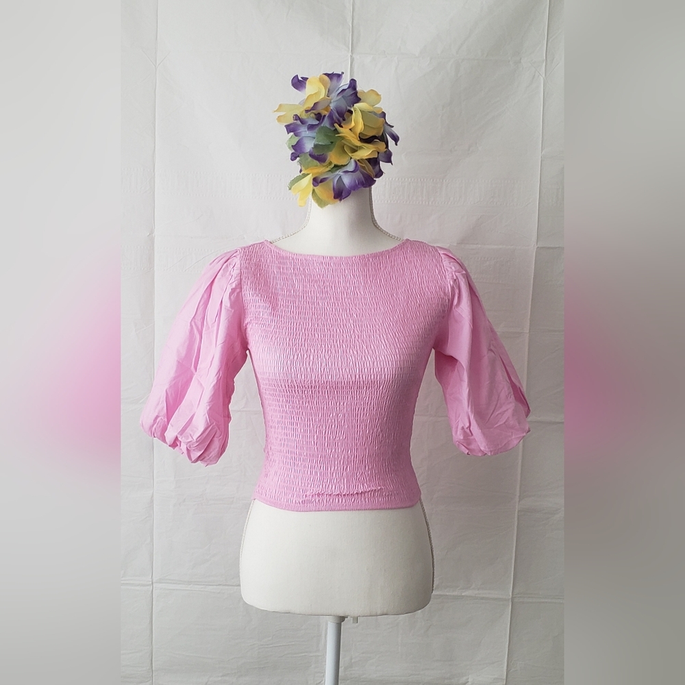 BB DAKOTA BY STEVE MADDEN Smocked Puff Sleeve Top